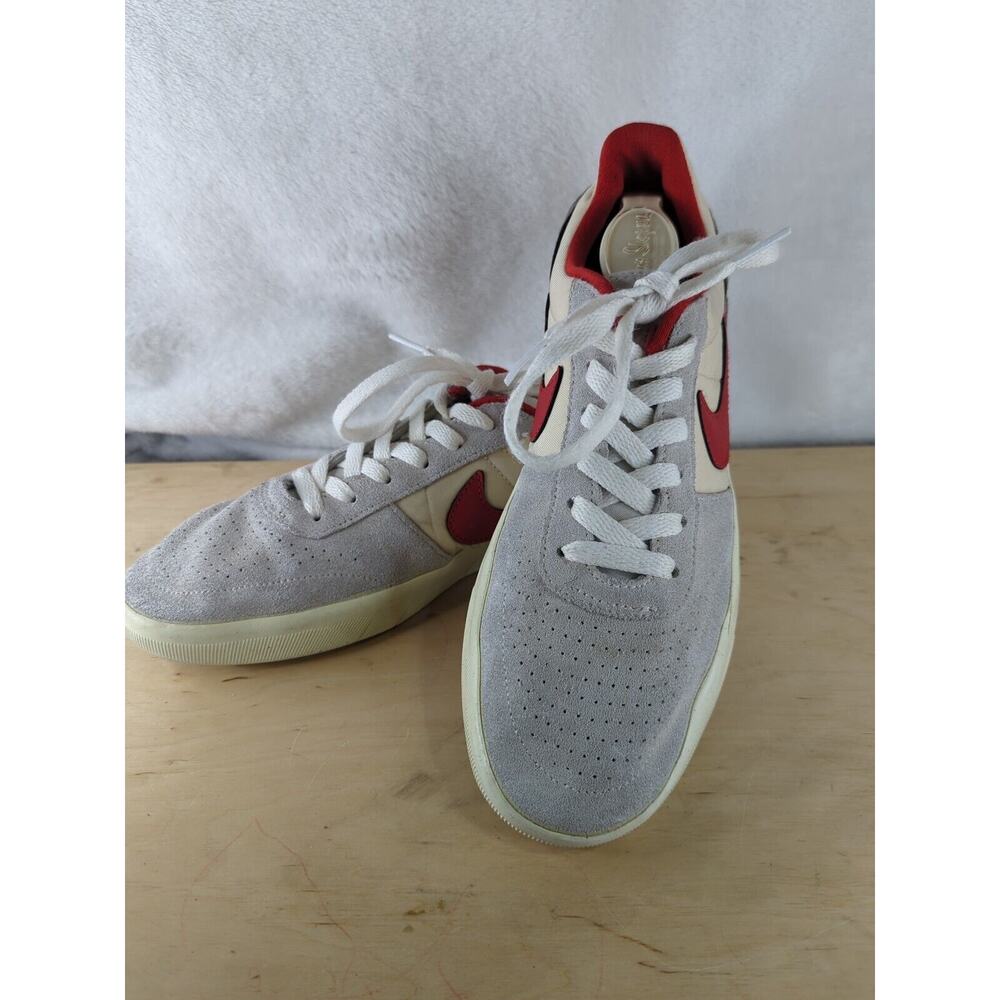 Men 8.5 Nike Low Cut Sneakers‎ Red White AH3360-014